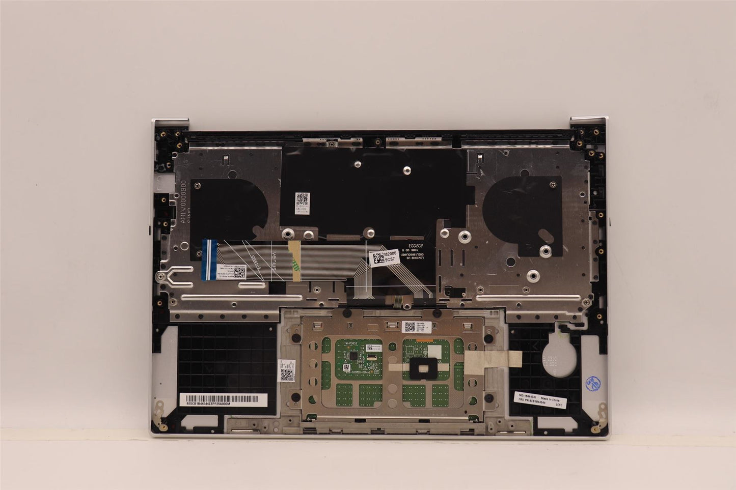 Lenovo IdeaPad 7 14ACH5 Palmrest Cover Touchpad Keyboard US 5CB1B44544