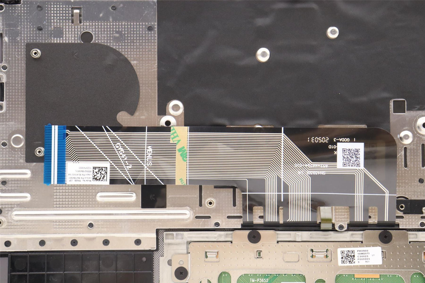 Lenovo Upper Case ASM_LA SPA L82UT SG 5CB1J23669
