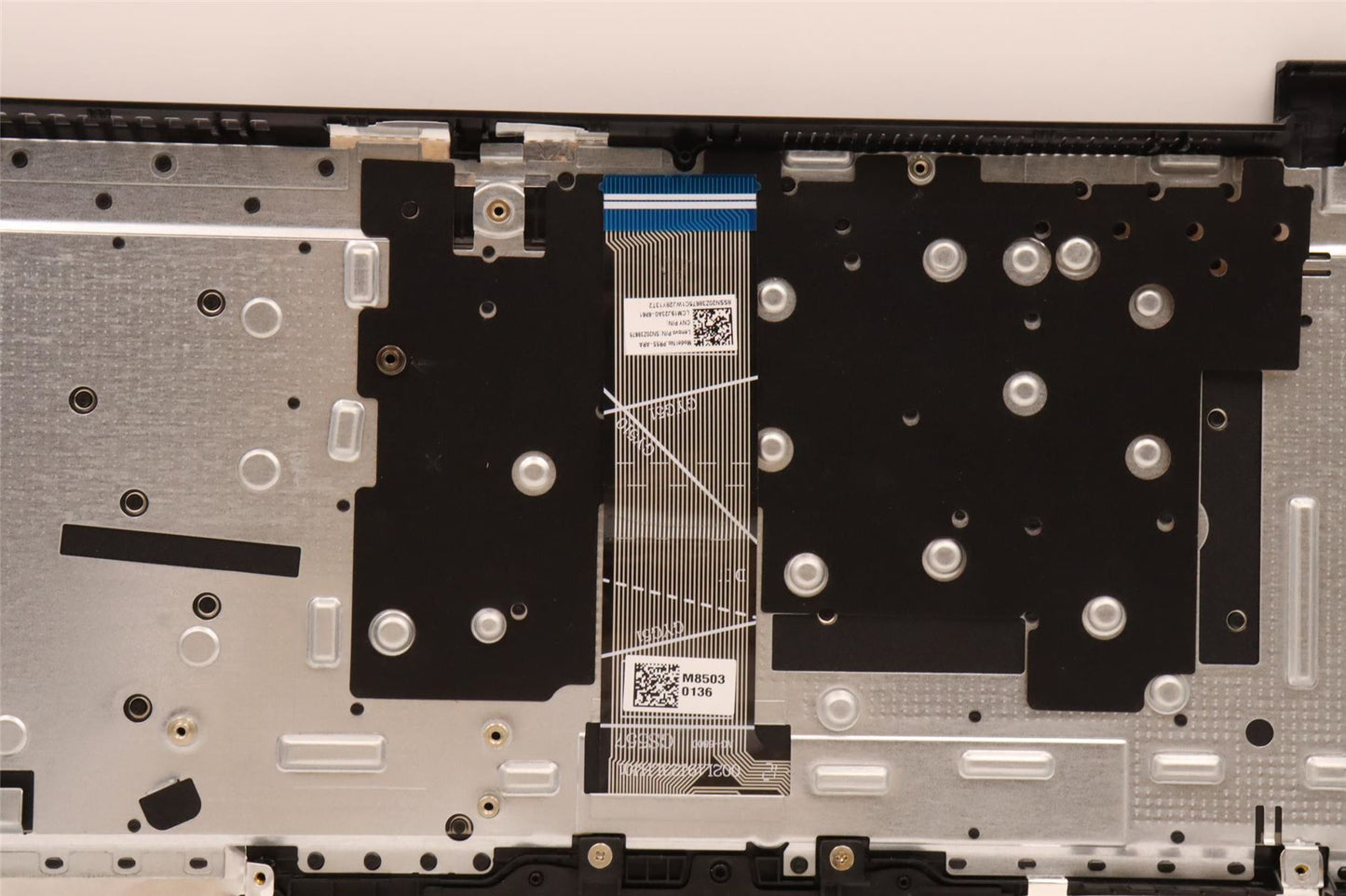 Lenovo Upper Case ASM_ARA L82TV BU_BK_TEX 5CB1H80214