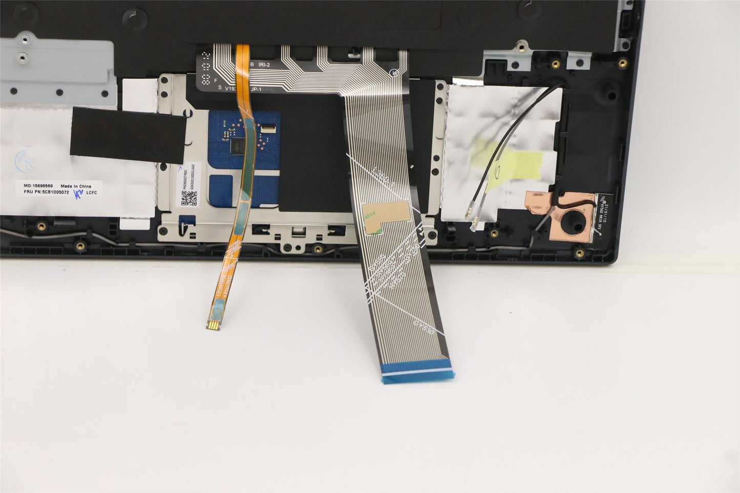 Lenovo Upper Case ASM_JPN L82JH BU WH 5CB1D05072