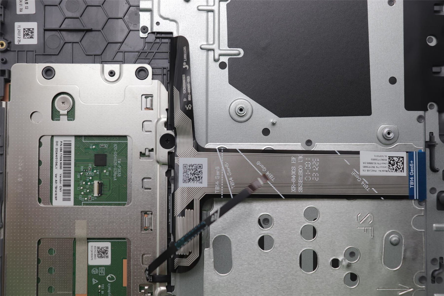 Lenovo Upper Case ASM_ITA W 21MV AG BL 5CB1P27061