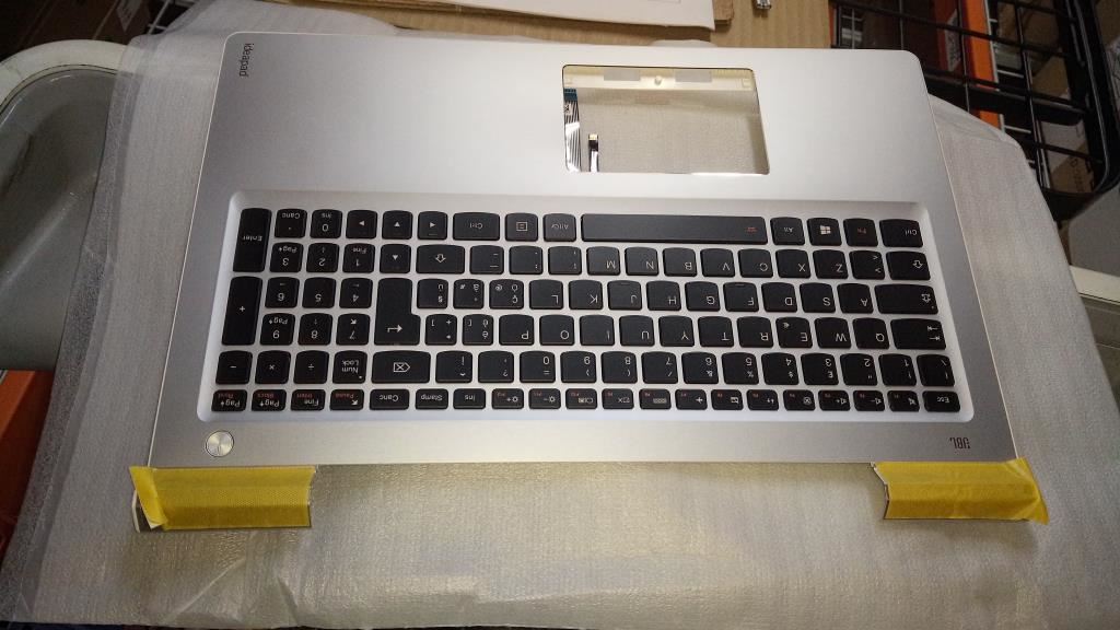 Lenovo IdeaPad 700-15ISK Palmrest Cover Keyboard Italian Silver 5CB0L03486