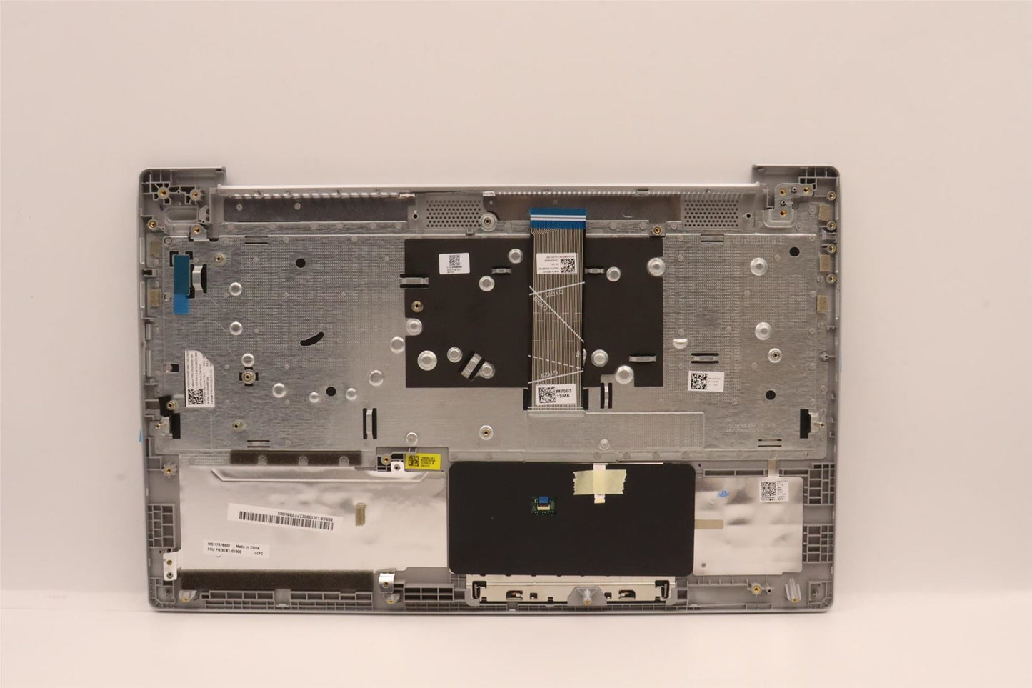 Lenovo Upper Case ASM_UKEL82SFNF_CG_NB_PC 5CB1J01390