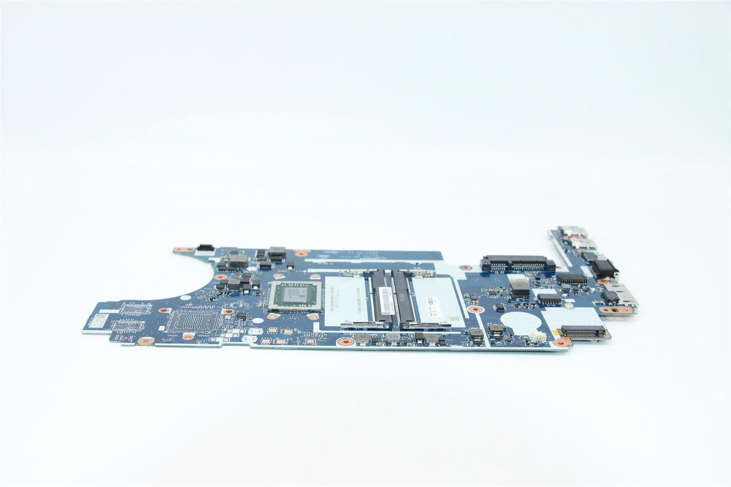 Lenovo WIN,A6-8500P,UMA,R5,TPM 00UP238