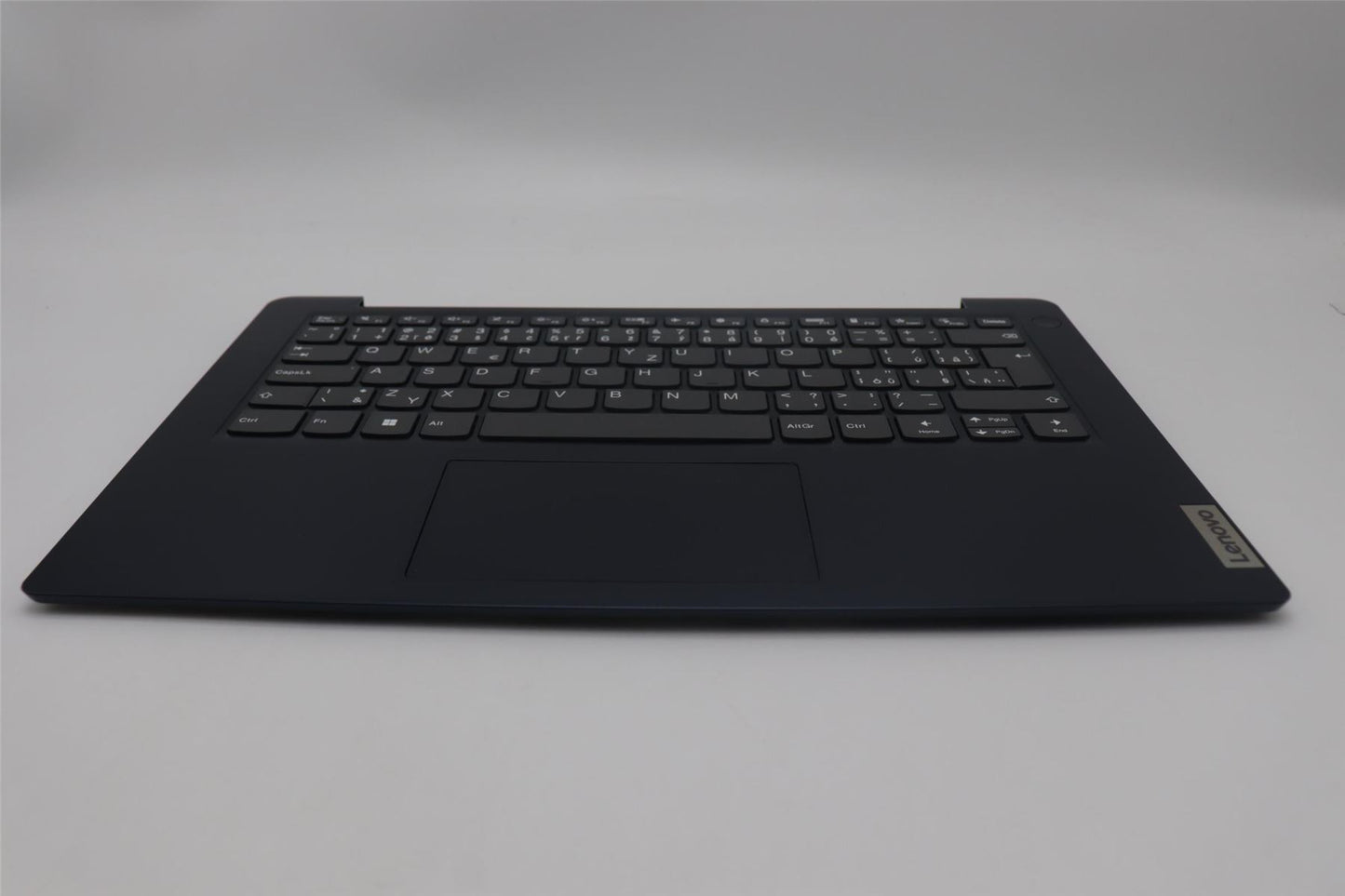 Lenovo Upper Case ASM_CZE/SLK L82R3AB_NFP 5CB1H68573