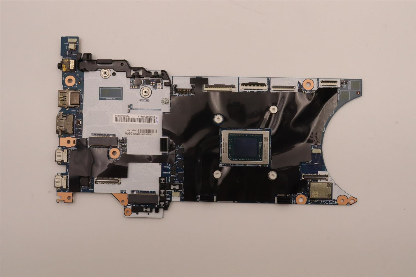 Lenovo 5B21J77587 MFLR5PRO6650UIG16G616WnAdTyAB