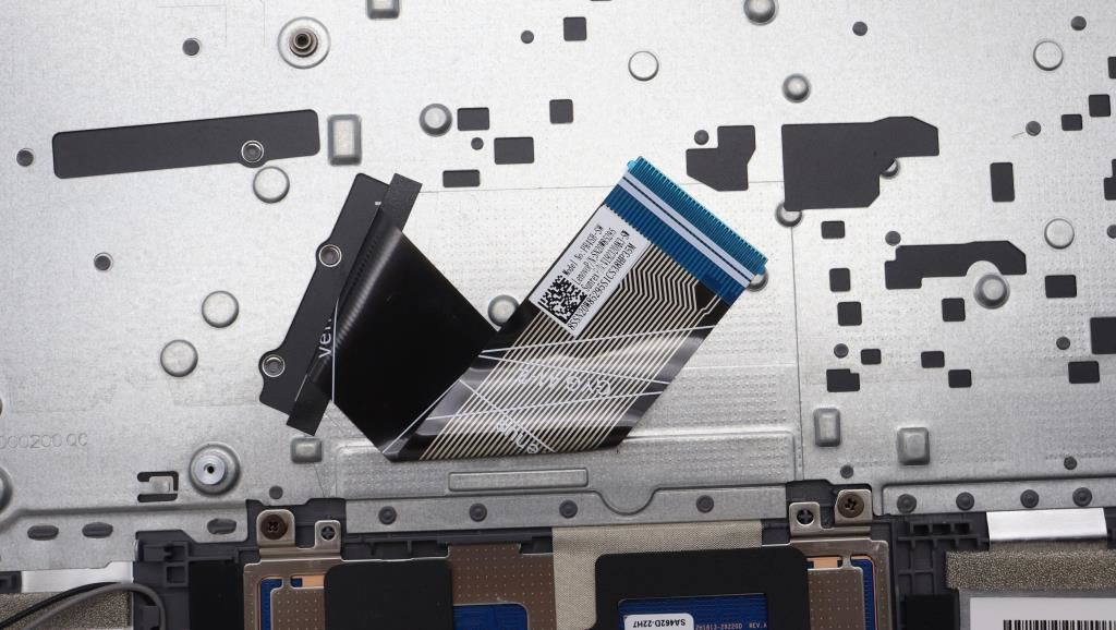 Lenovo Upper Case ASM_SWS L82XL FP AG NBL 5CB1K97785