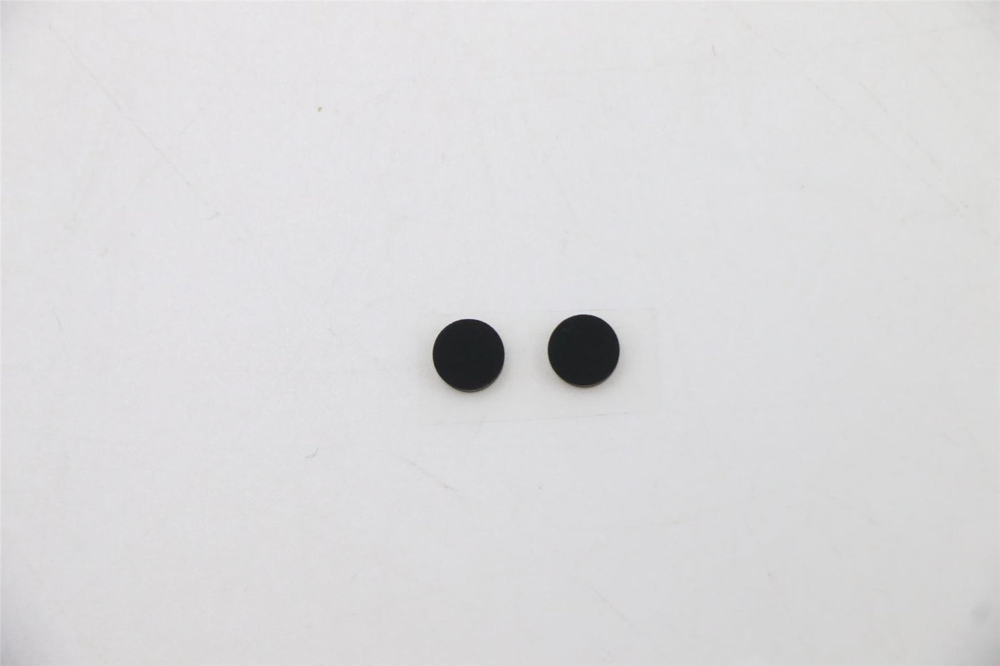 Lenovo 5R60S37135 RUBBER W 82HS ON THM SCREW