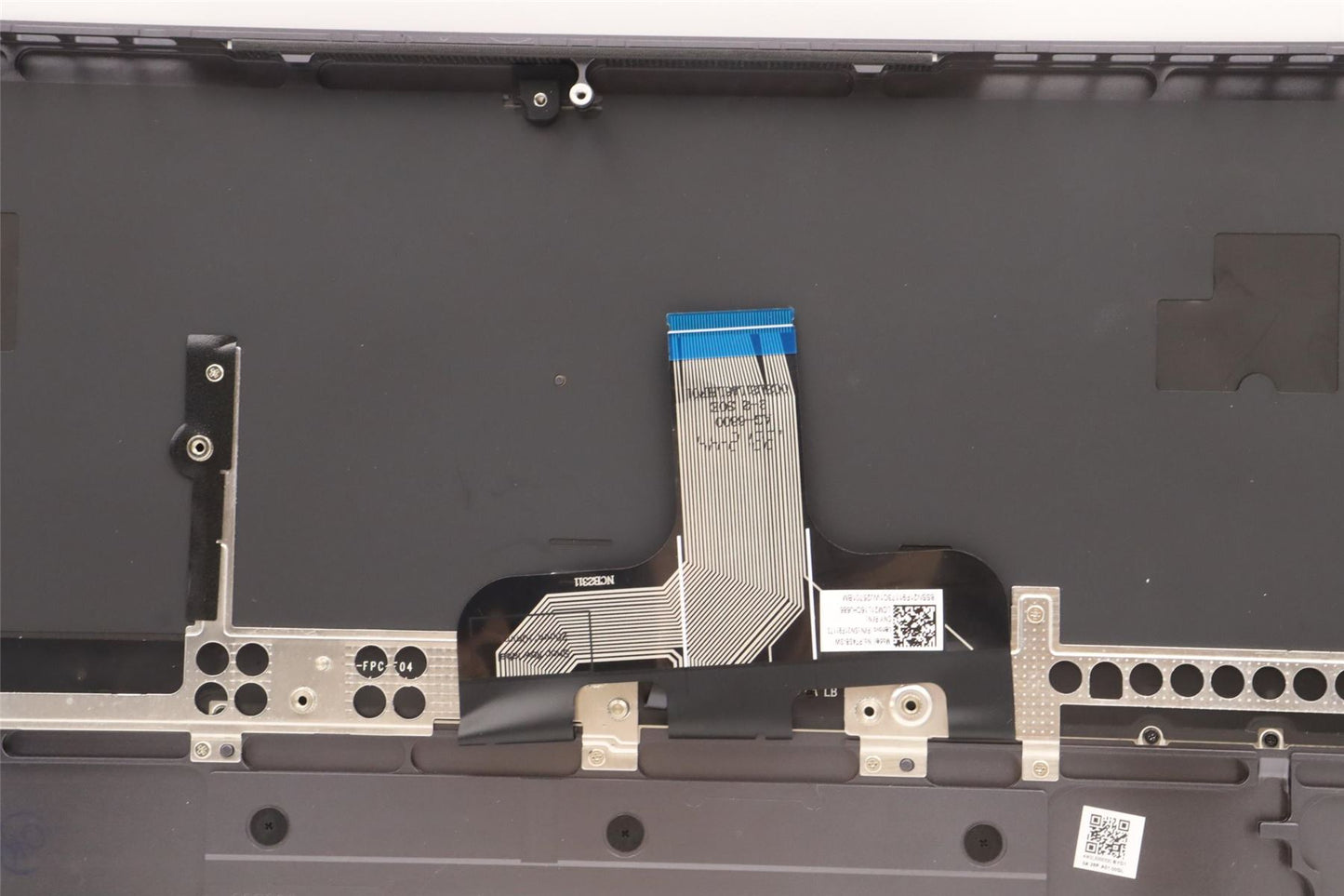 Lenovo Yoga 7 14ARH7 Palmrest Cover Touchpad Keyboard Switzerland 5CB1J37017