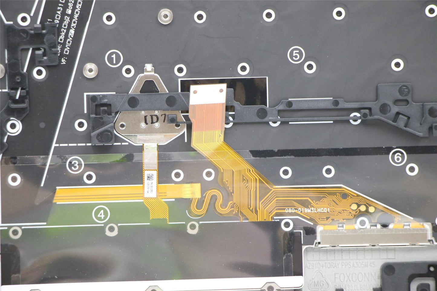 Lenovo MECH_ASM GRP,KBD,BZL,KOR,WL,BK,CHY 5M11B38330
