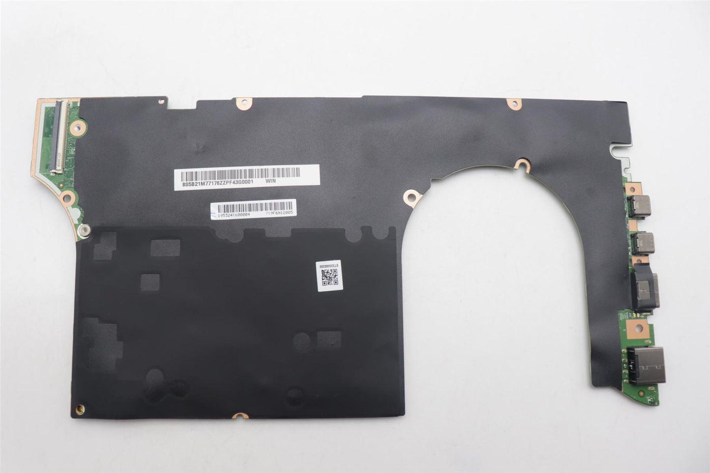 Lenovo L83D5WINR7 HPTHS RTX405016GRM O 5B21M77176