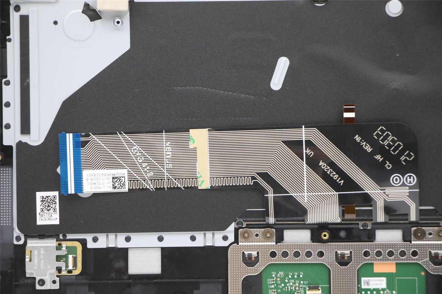 Lenovo Yoga 7-14ACN6 Keyboard Palmrest Top Cover UK Black 5CB1D12412