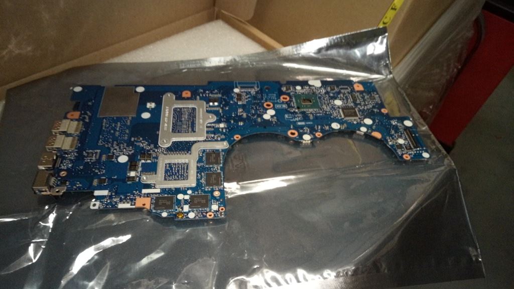 Lenovo IdeaPad Y700-15ISK Motherboard Mainboard Core i7-6700 4GB DIS 5B20K28148