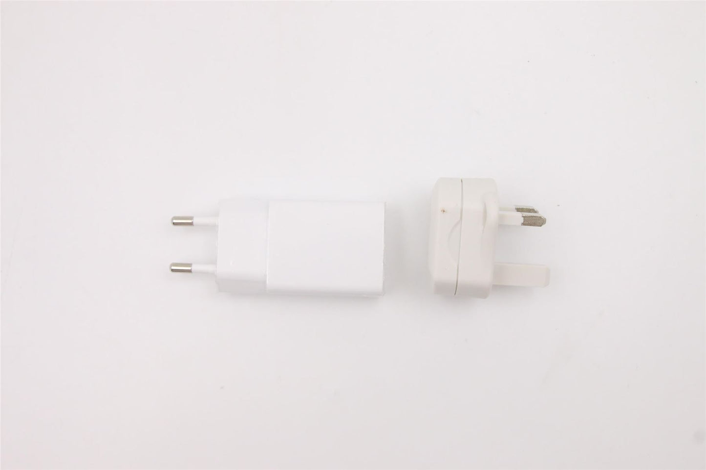 Lenovo WL_CHGR AC Charger UK 5WC0Z42187