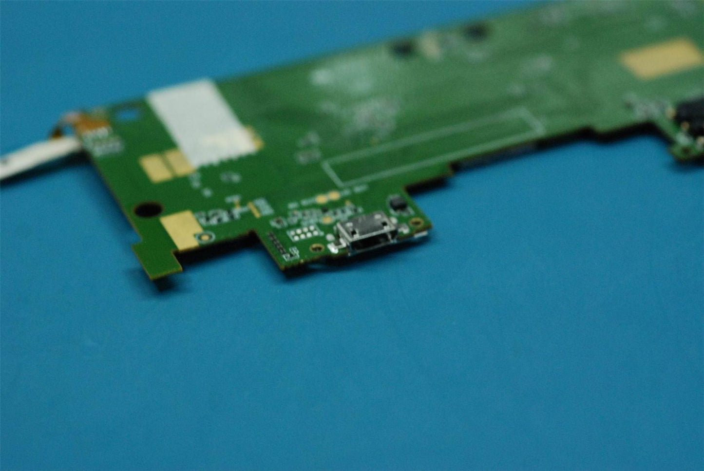 Lenovo TB3-850F MB_2+16G&*67101400 CS 5B28C05790