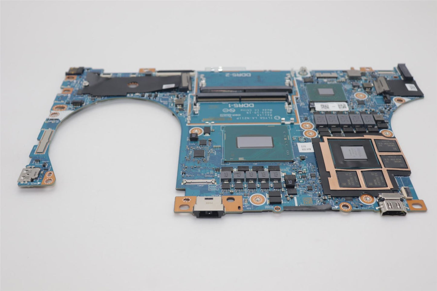 Lenovo C 83DG I74700HX_RTX4070 WINRM 5B21N54797