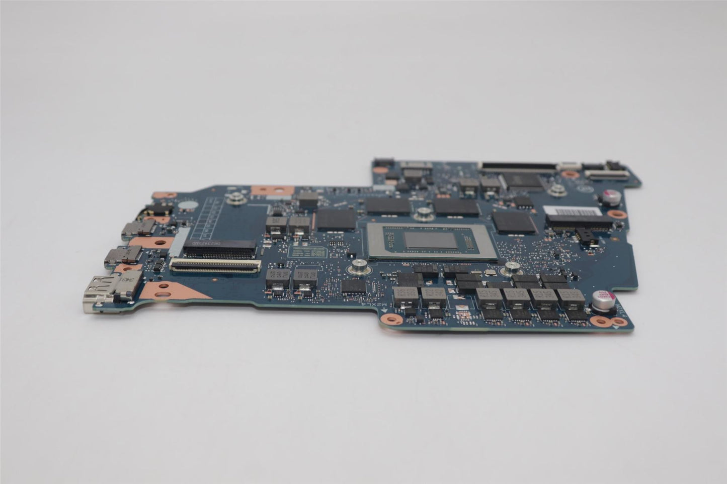 Lenovo H 83DS R7 HPTHS UMA 16G O WINRM 5B21M81626