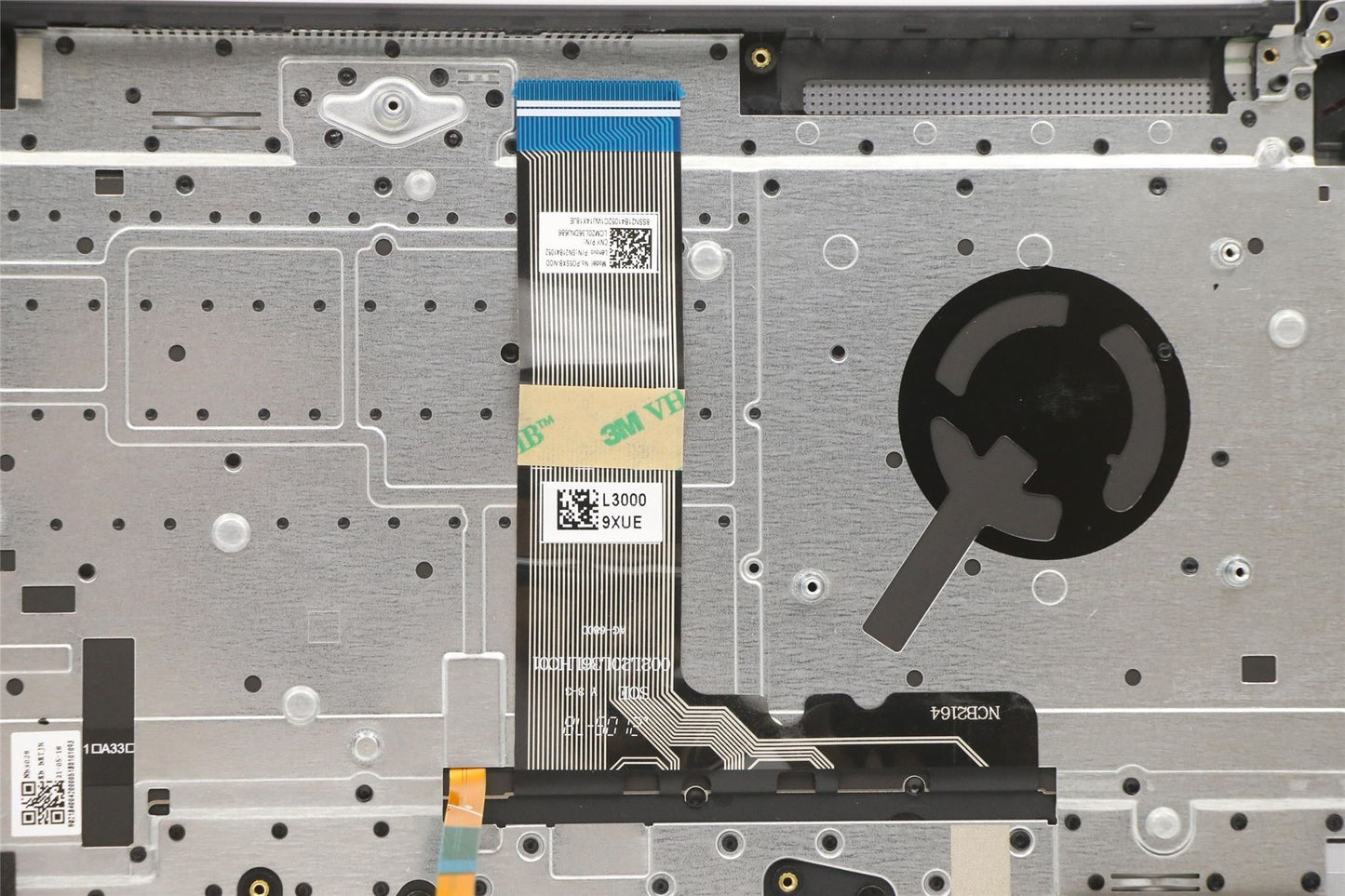 Lenovo Pro 5 Pro-16ACH6 Keyboard Palmrest Top Cover Norwegian Silver 5CB1C74921