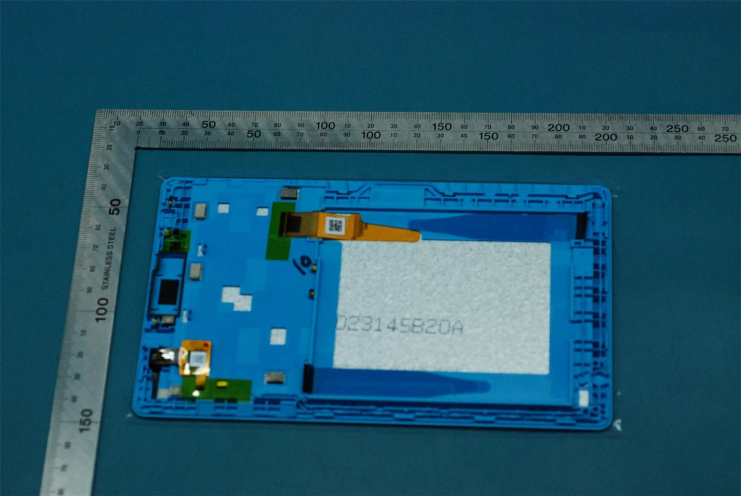 Lenovo TAB3 7 Essential Tablet (TB3-710F, TB3-710I) LCD Screen Display Assembly Touch 5D68C06576