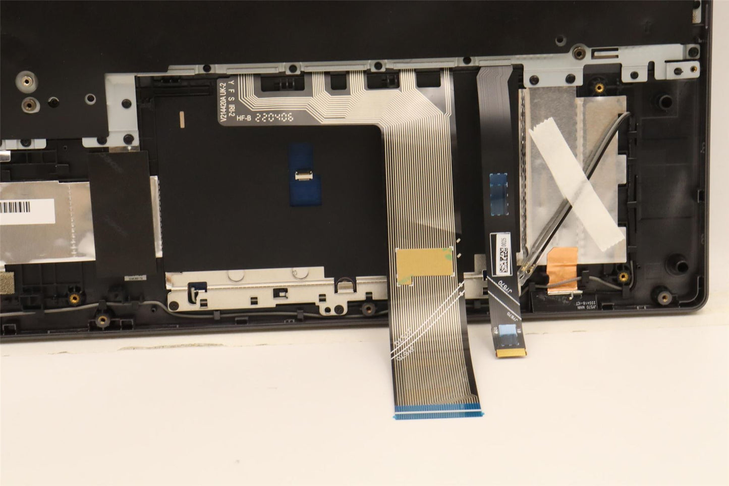 Lenovo Upper Case ASM_UKE L82RD SG RGB 5CB1H68461