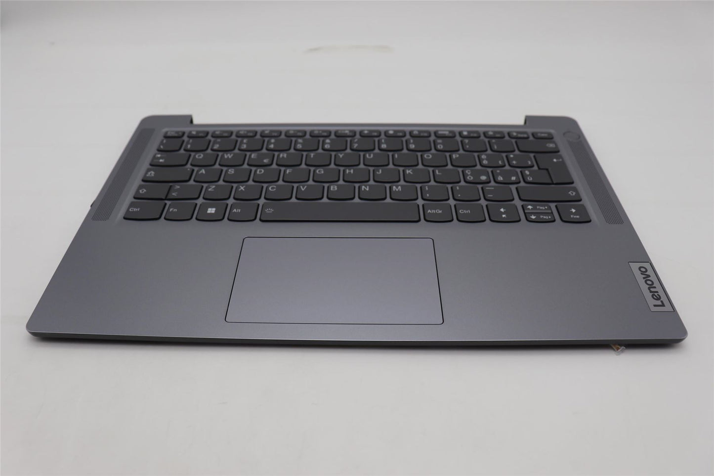 Lenovo Upper Case ASM_ITA L82XN NFP AG BL 5CB1L30265