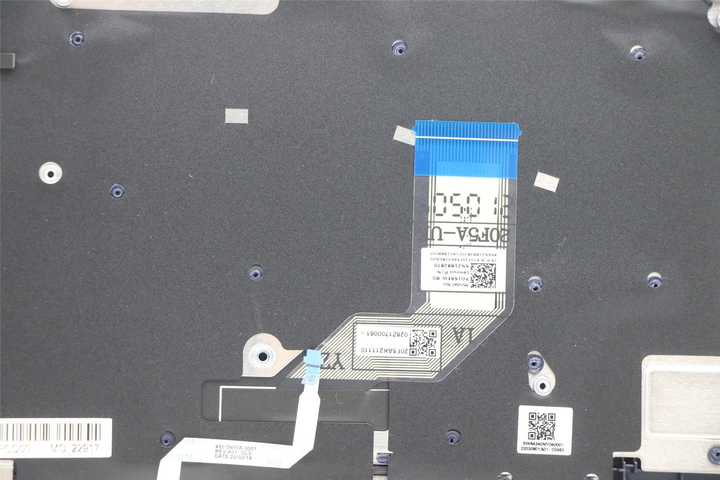 Lenovo IdeaPad 7 14IHU5 Palmrest Cover Touchpad Keyboard German Silver 5CB1C19293