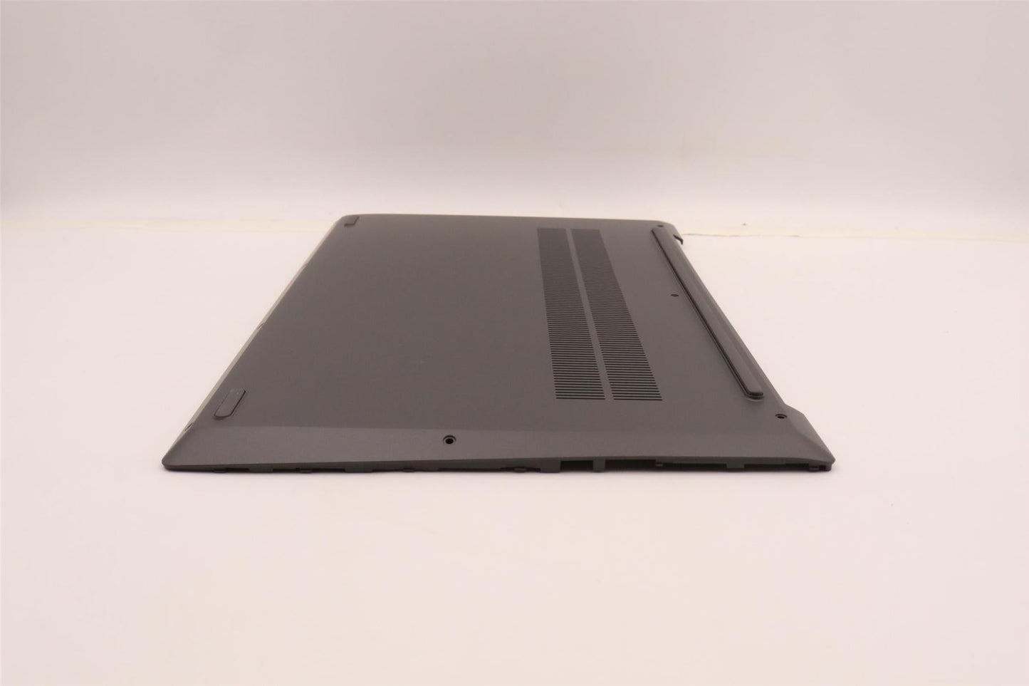 Lenovo Lower Case L 82SF PC SG DIS 5CB1H95509
