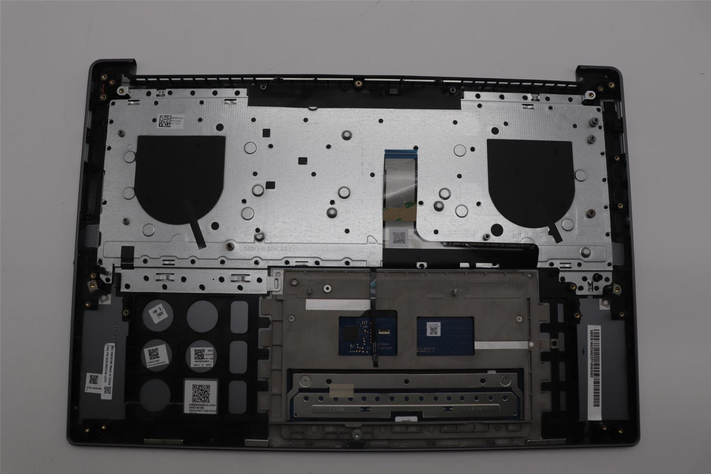 Lenovo Upper Case ASM_UKR L 83DNLG PS 5CB1N62248