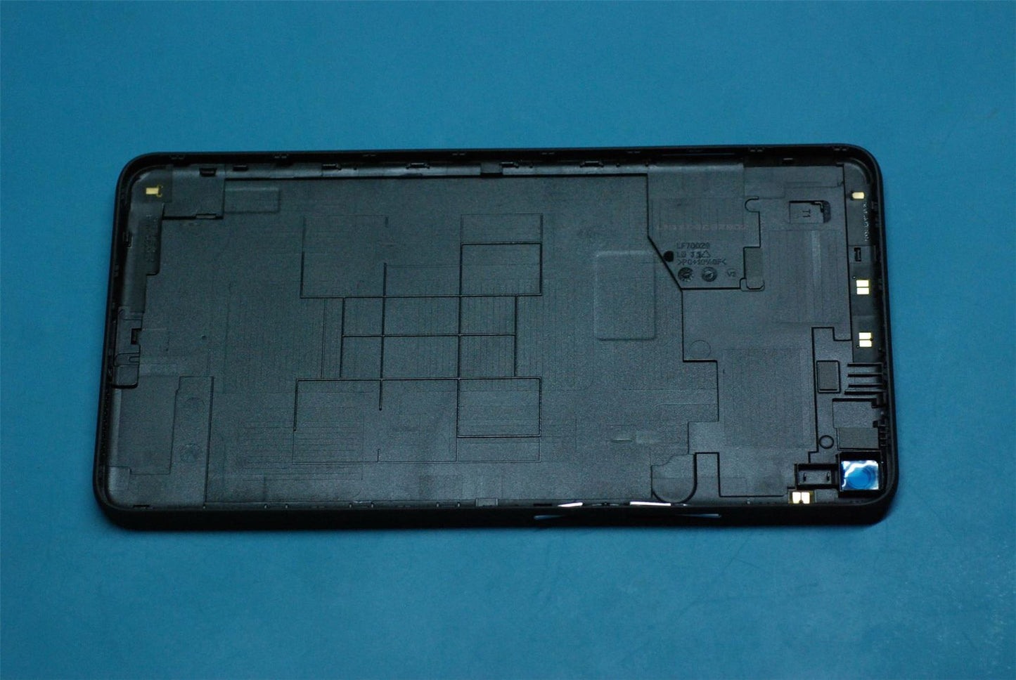 Lenovo TB-7703X Rear cover_BK&*11683925-00CS 5S58C06131