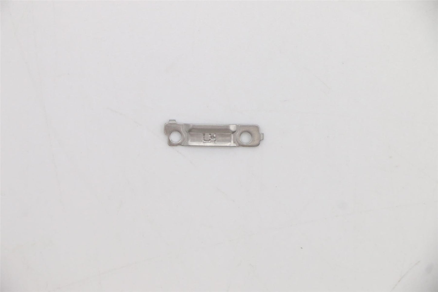 Lenovo IO Bracket R H 82CU 5B40S22024