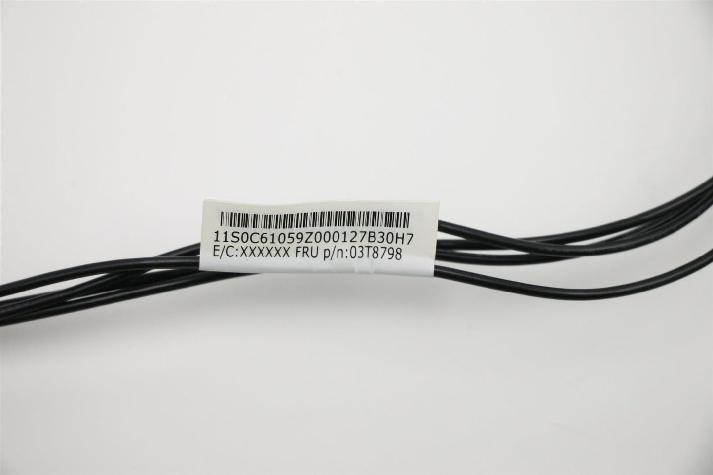 Lenovo ThinkStation P500 P700 P510 P710 SATA Dual Power Cable 03T8798