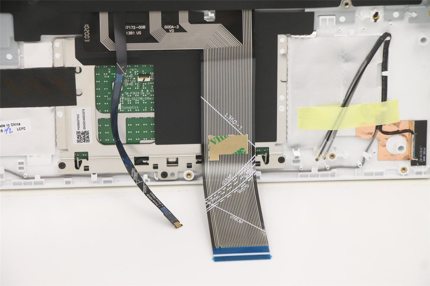 Lenovo Upper Case ASM_RUS L82JW SG_BUW/F 5CB1C93115