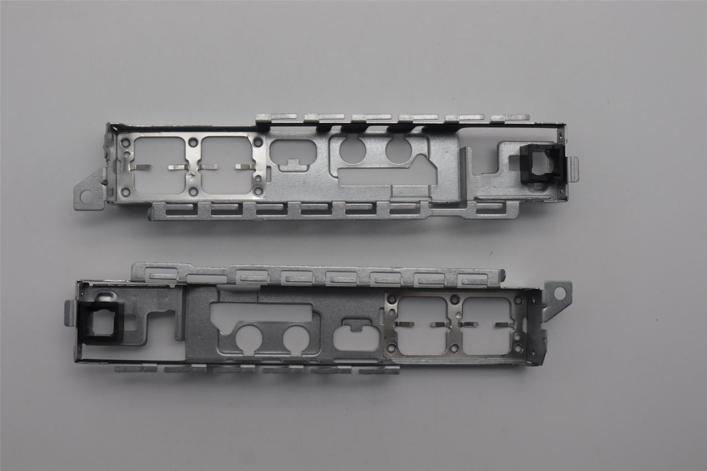 Lenovo MECH_ASM 337GT,Front I/O Brkt asm 5M11N44110