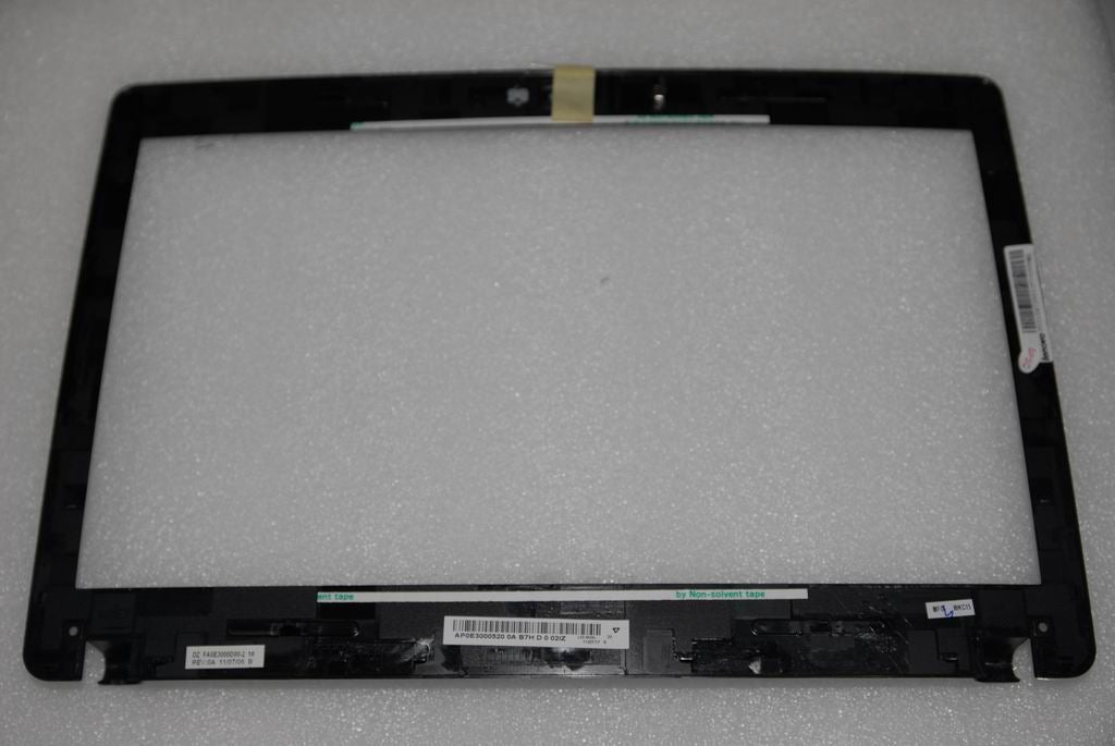 Lenovo IdeaPad Z500 Cadre de garniture avant Couvercle Noir 31047390