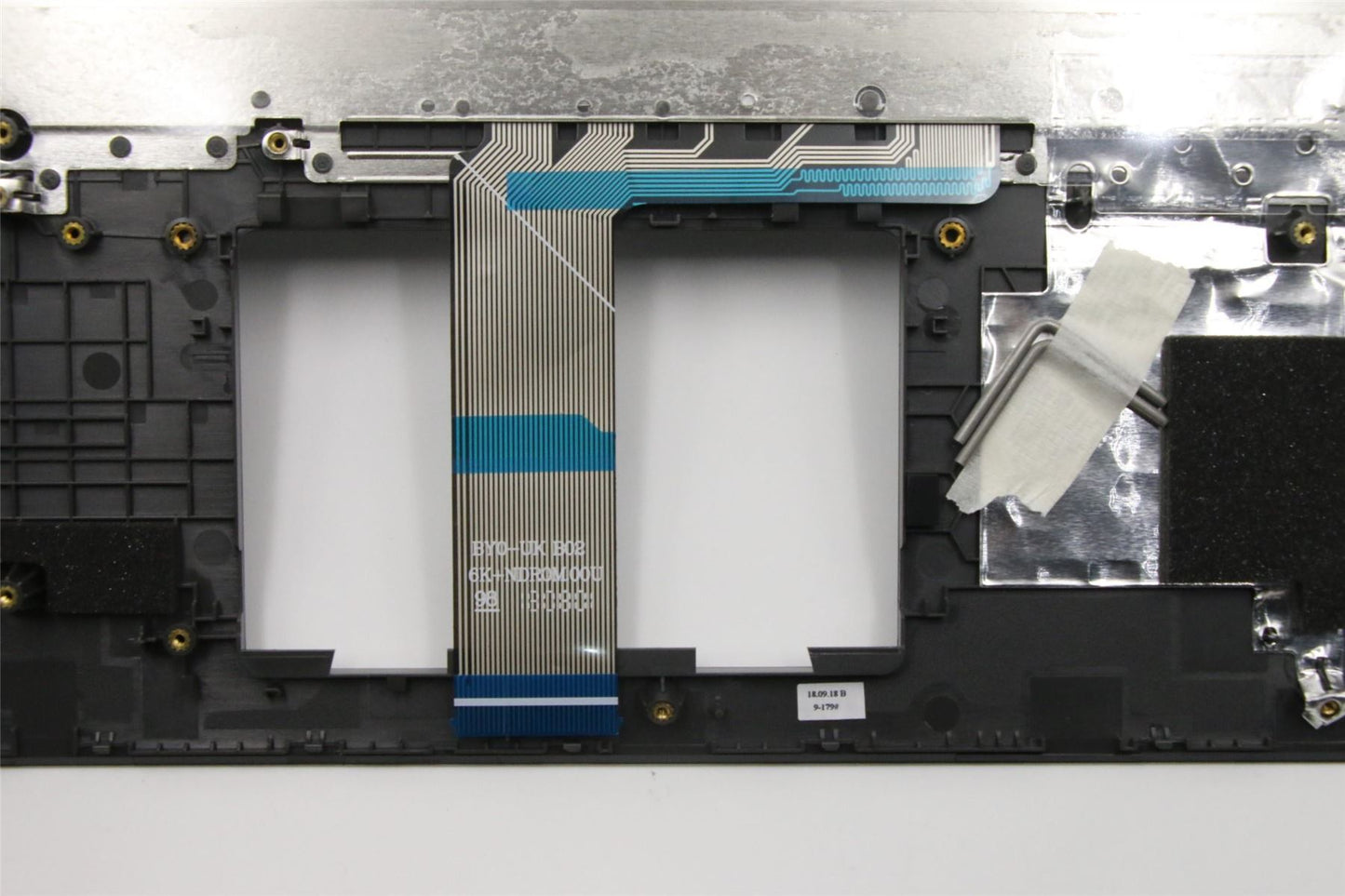 Lenovo V130-15IGM V130-15IKB Palmrest Cover Keyboard Spanish Grey 5CB0R28205