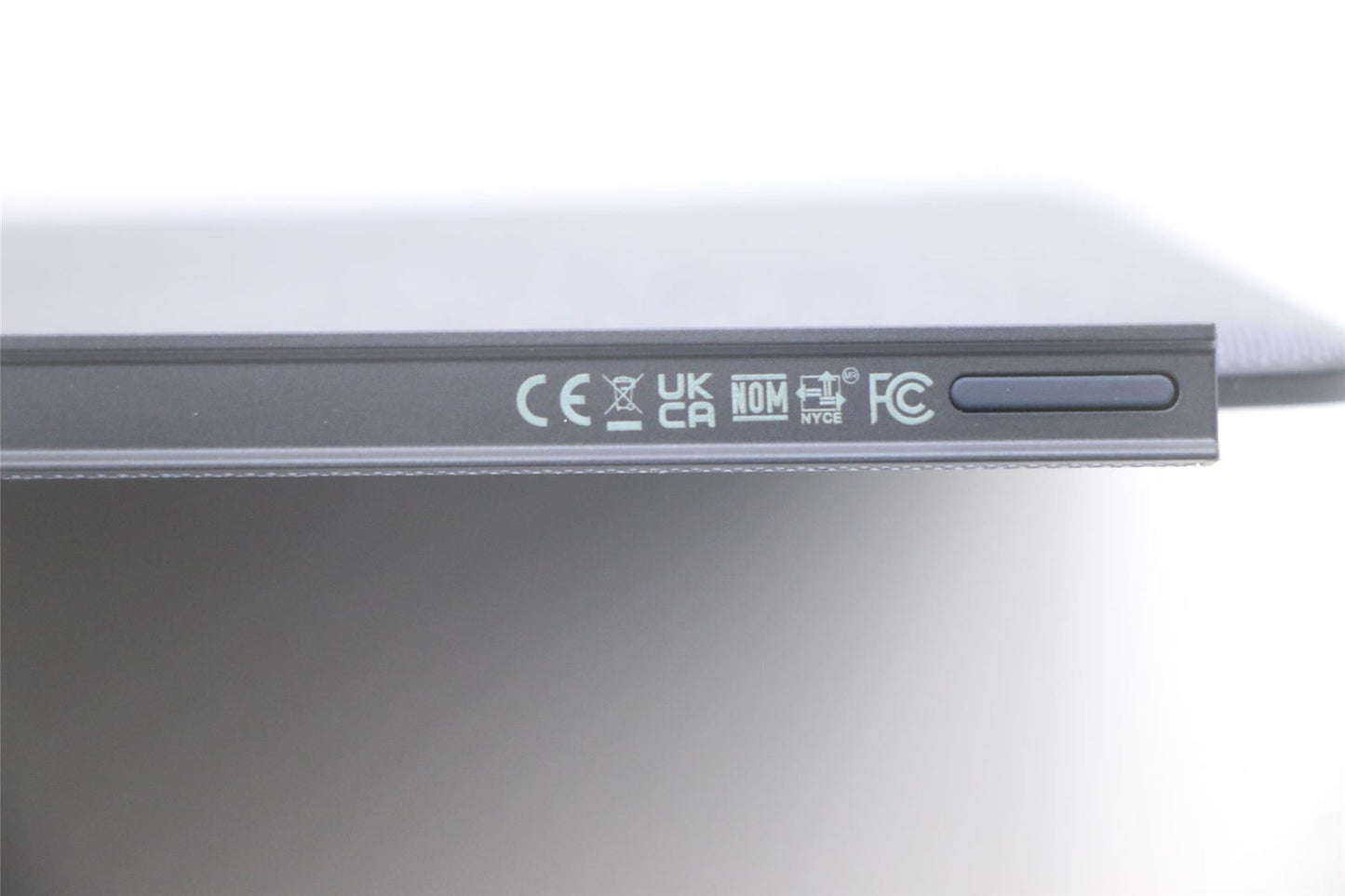Lenovo Upper Case ASM NORDIC H 82QS UK AB 5CB1E19853
