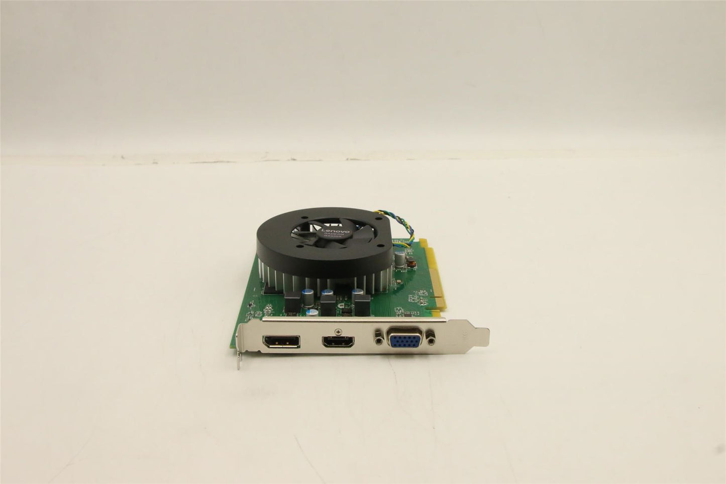 Lenovo 01YW869 VIDEO_CARD BLD@RX 550X@4G/D5/H/DP/DB/HP
