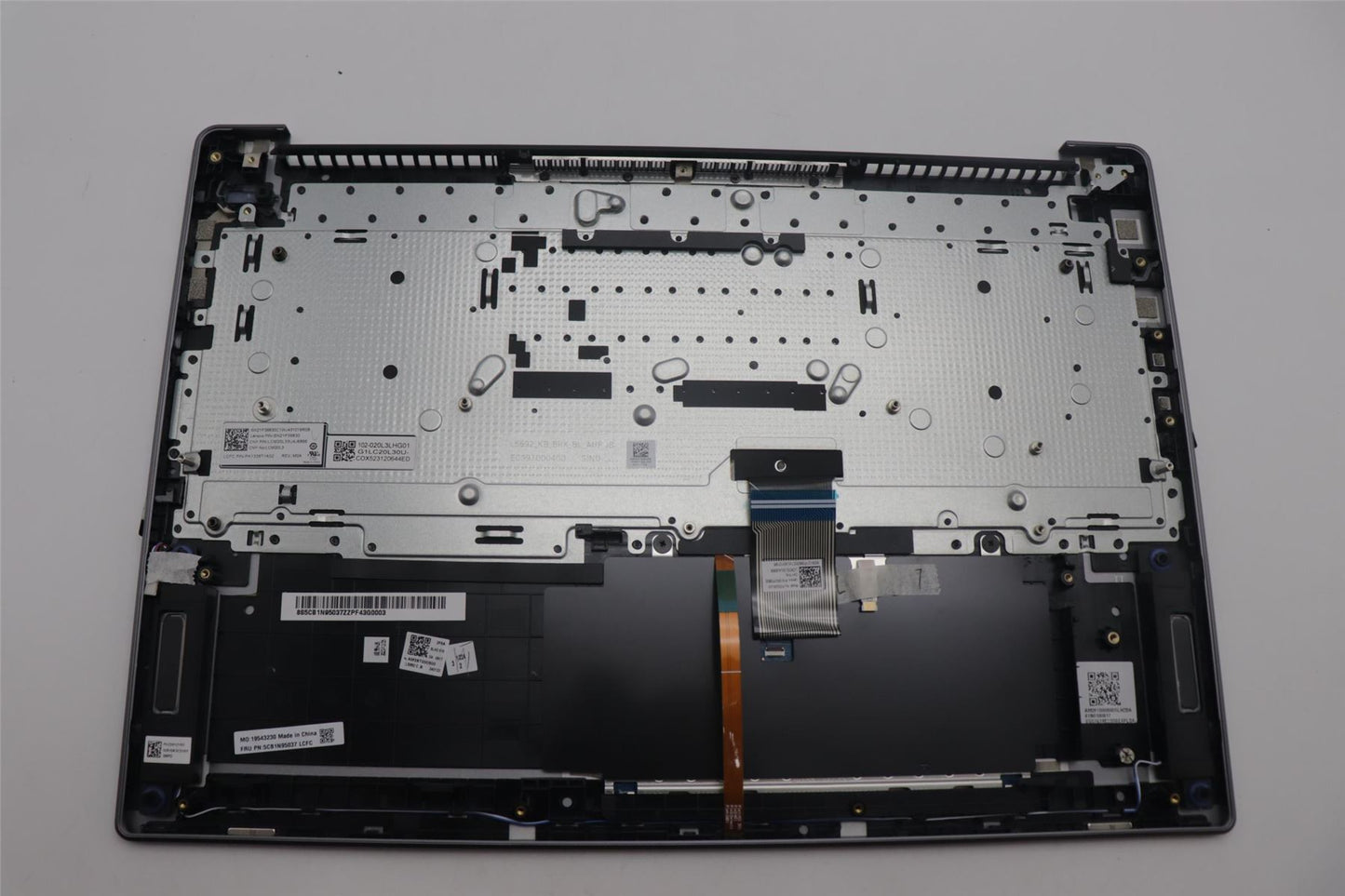 Lenovo UpperCase ASM_EURO ENG L83D5AG UMA 5CB1N95037