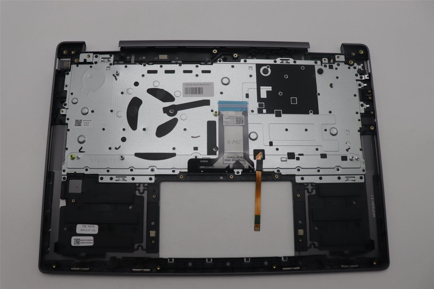Lenovo UpperCaseASM SPA H83DJ NFP SG 5CB1N97653