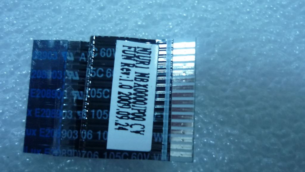 Lenovo NIUR1 FUNCTION BOARD I/O FFC Cable 31039860