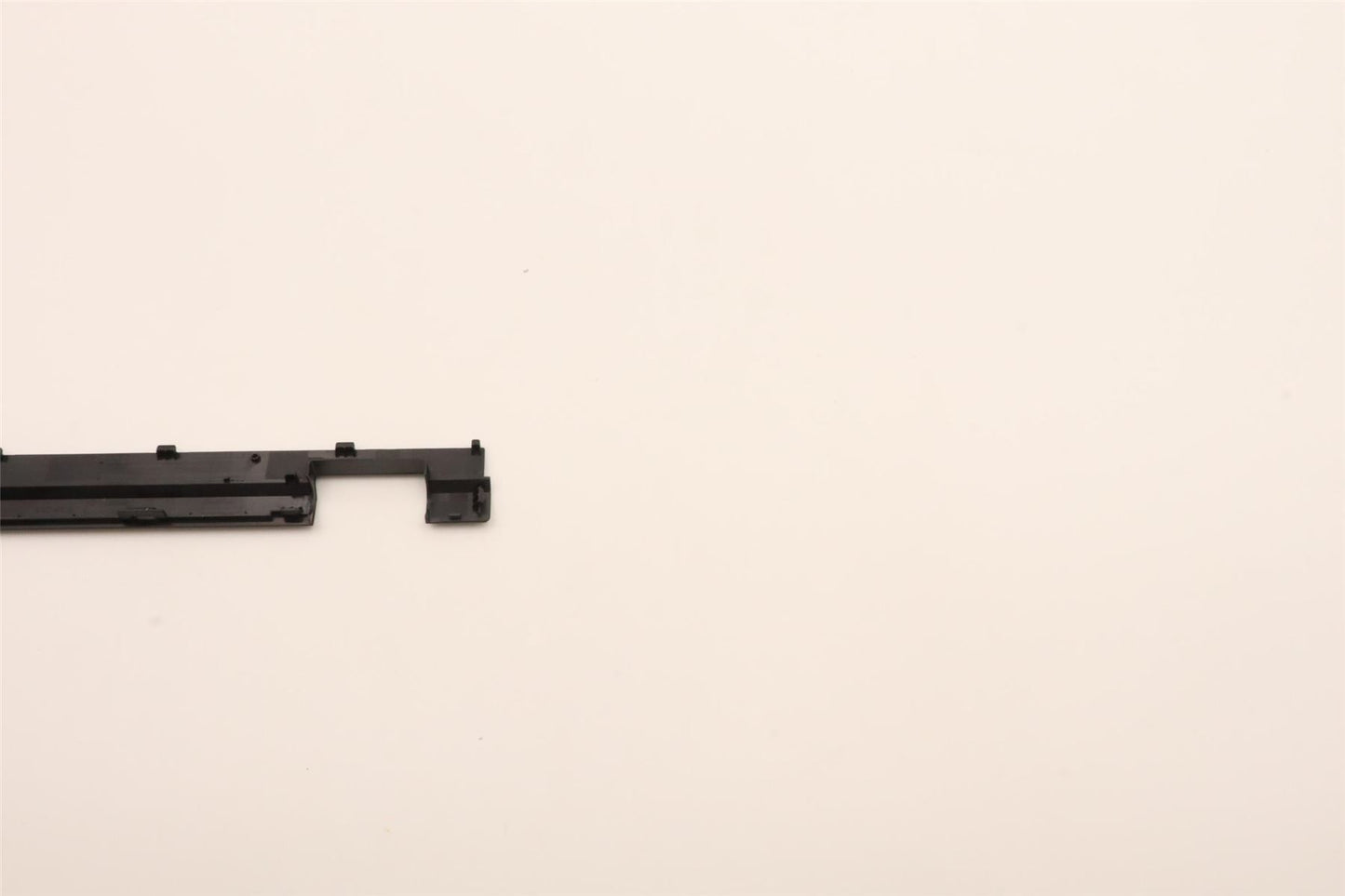 Lenovo ThinkPad P16 Gen 1 P16 Gen 2 Hinge Cap Strip Trim Cover Black 5CB1J18109
