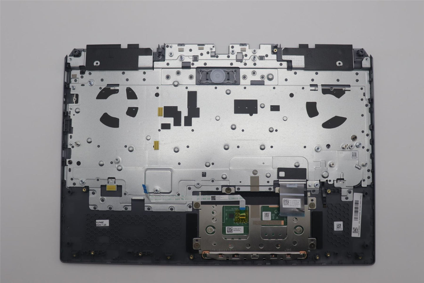 Lenovo Upper Case ASM_GER C 83DX BLWH 5CB1P43402