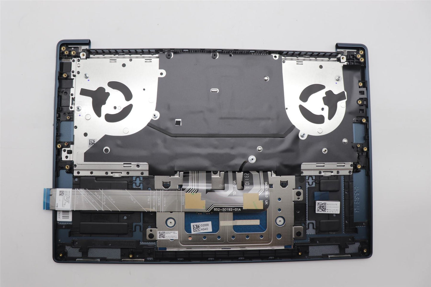 Lenovo Upper Case ASM ITA H 83E3 TT PST 5CB1N84780