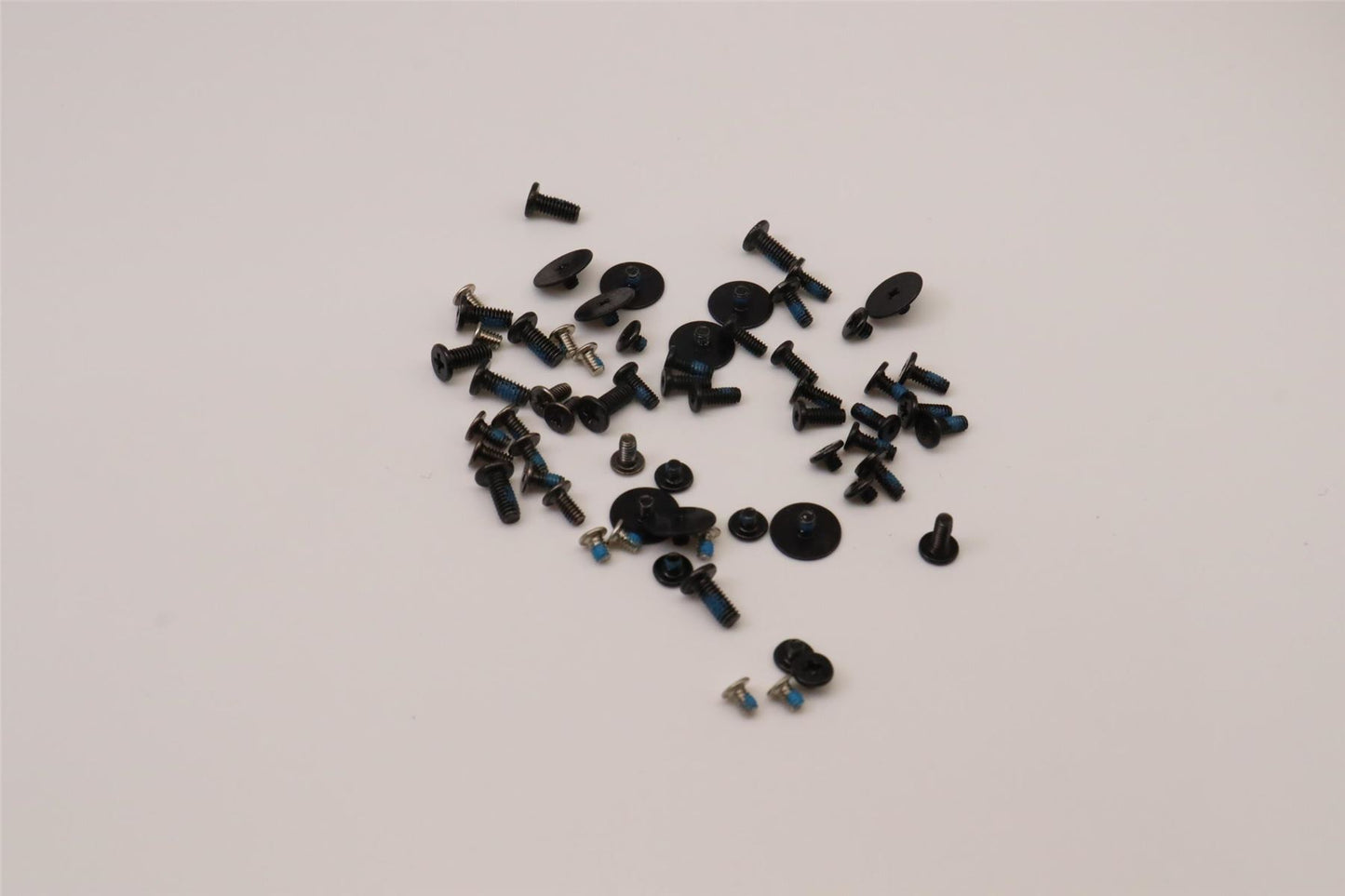 Lenovo SCREW Screw L 82V9 kit 5S10S35511