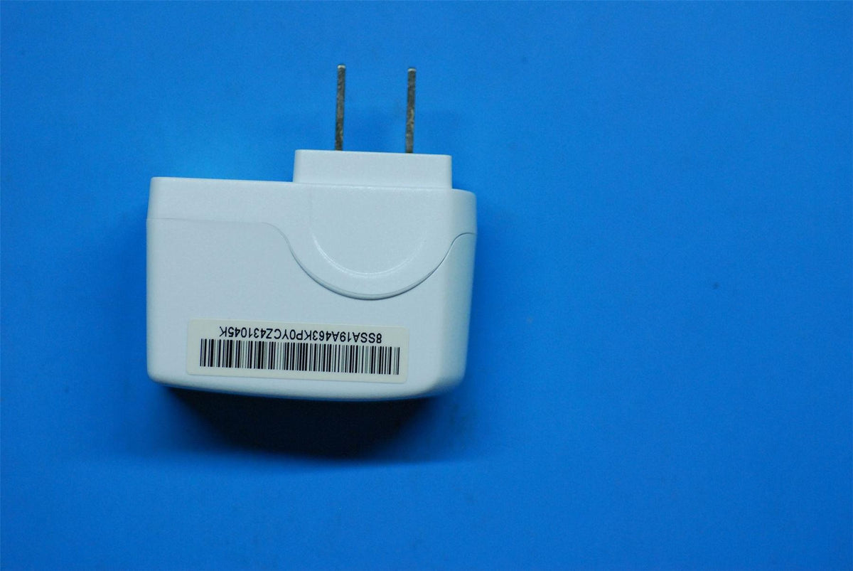 Lenovo &*C-P33,5V/700MA US +NOM White AC Charger Adapter SA19A463KP