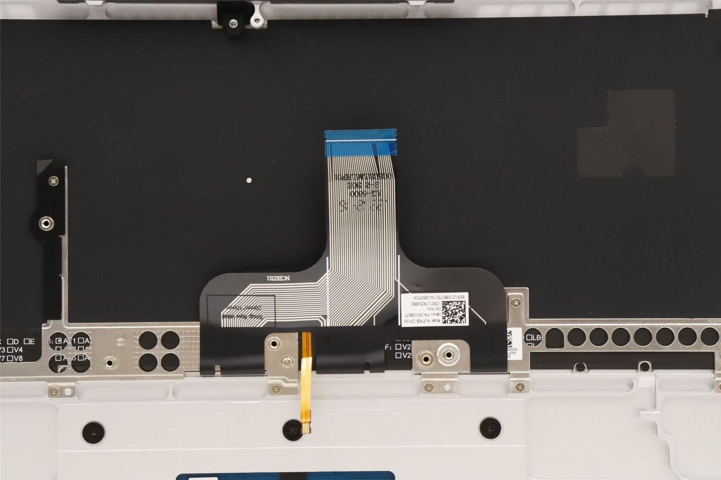 Lenovo COVER Upper Case ASM_CZE/SLKL82TK_UG 5CB1J30299