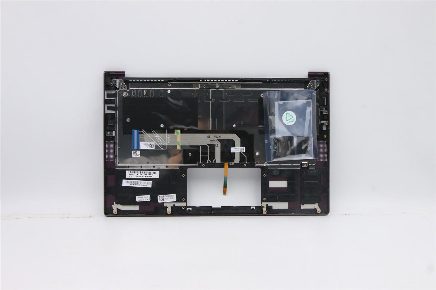 Lenovo Upper Case ASM_KO Q 82A2 OC 5CB0Z32184