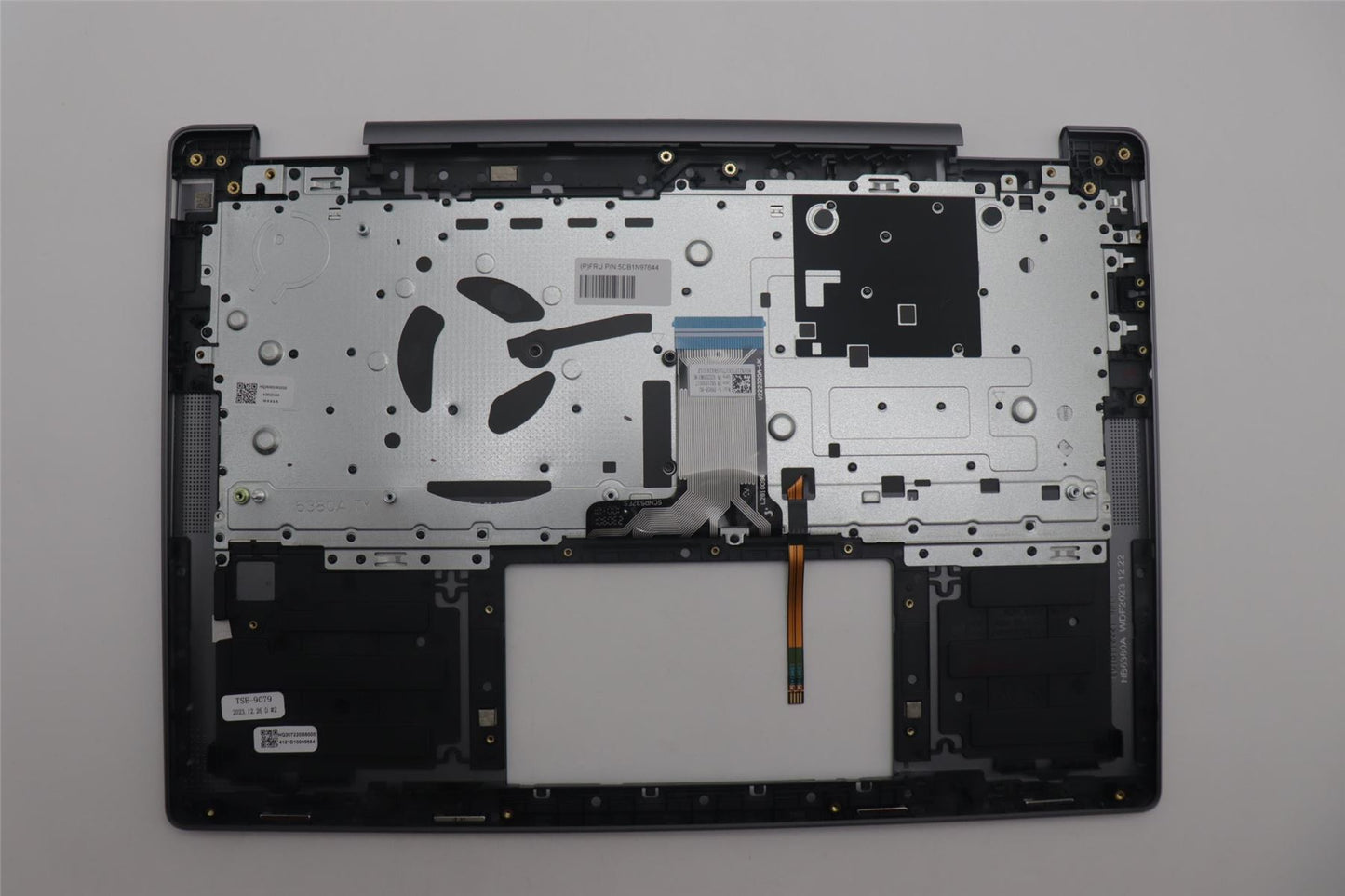 Lenovo UpperCaseASM HUN H83DJ NFP SG 5CB1N97644