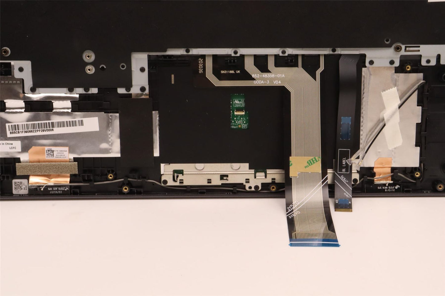 Lenovo Upper Case ASM_BEL L82RB STGY RGB 5CB1F39066