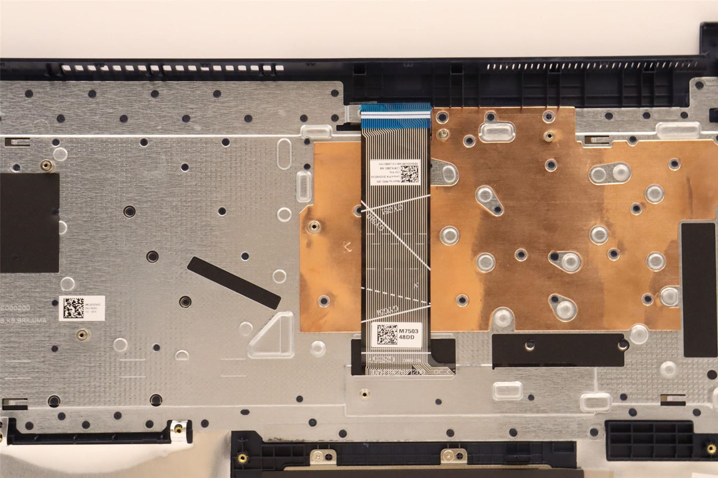 Lenovo Upper Case ASM_SPA L82RL FP AB U 5CB1H80668